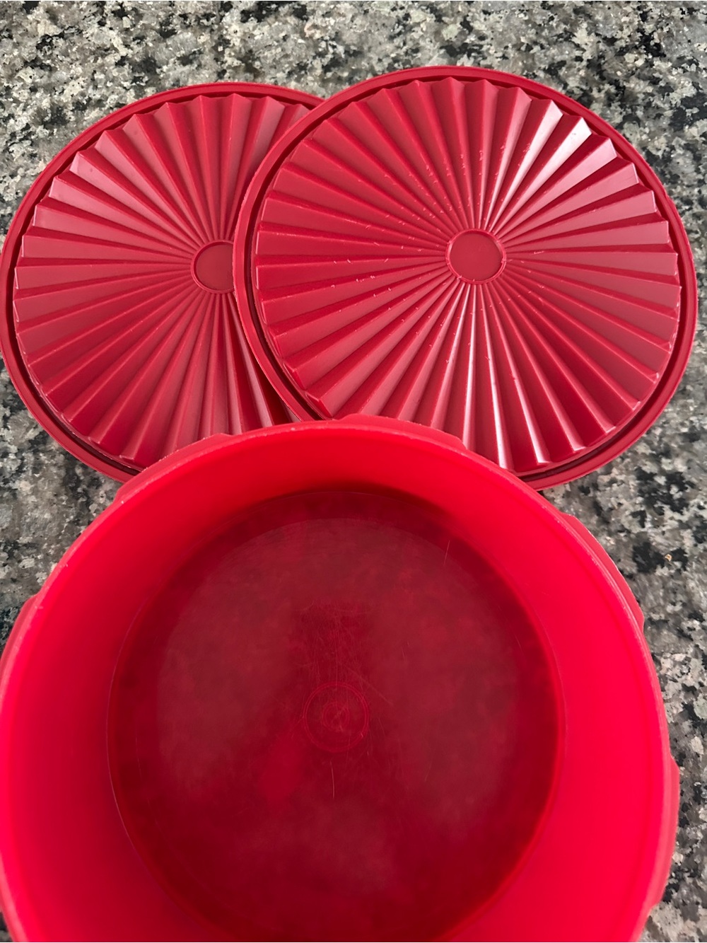 Tupperware Food Storage - Picture 6 of 10